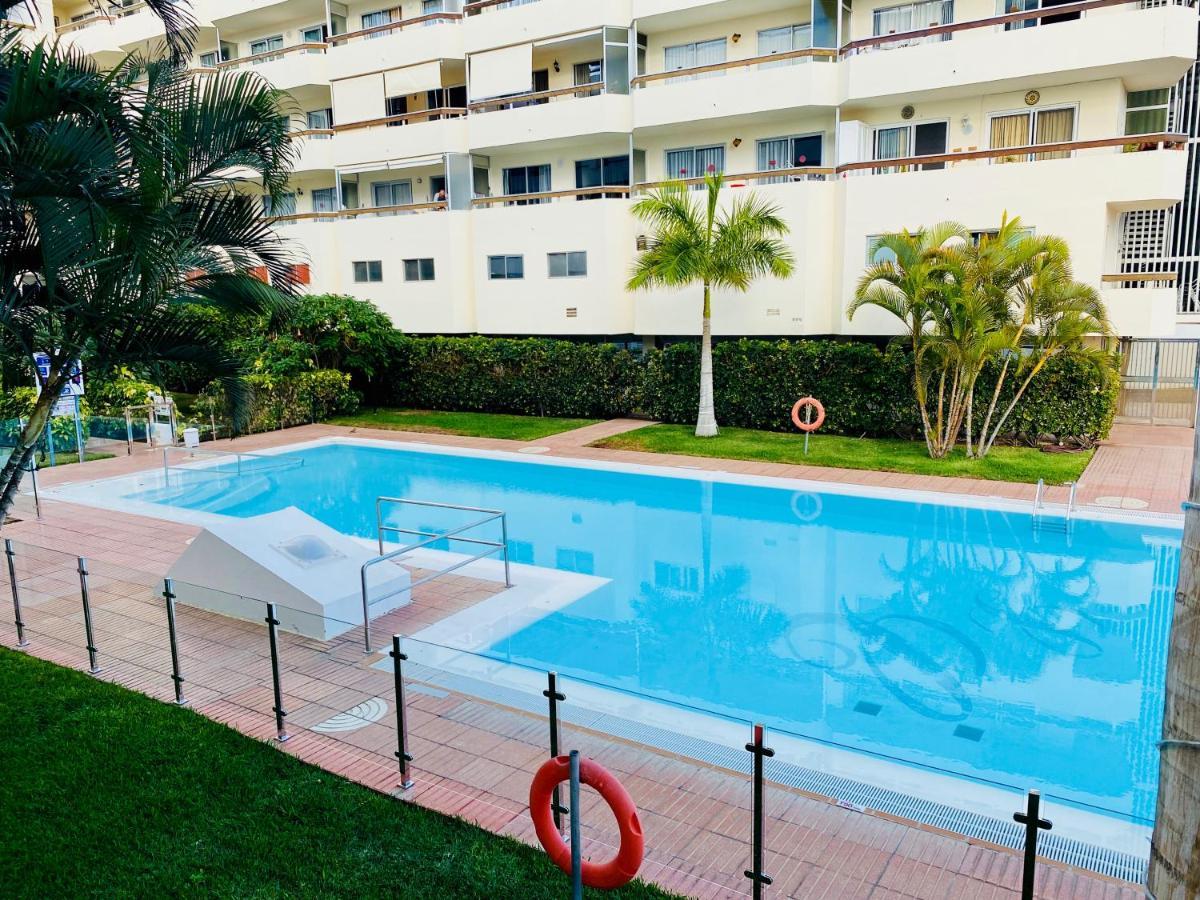 Orange And White Apartment In Yumbo San Bartolomé Exterior foto